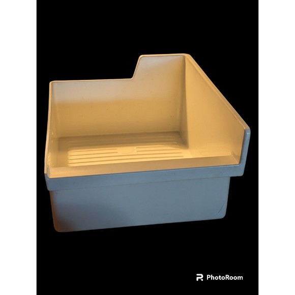 Whirlpool Refrigerator Ice Bin/Bucket Part # 2166261 KitchenAid Amana GE - Picture 1 of 6